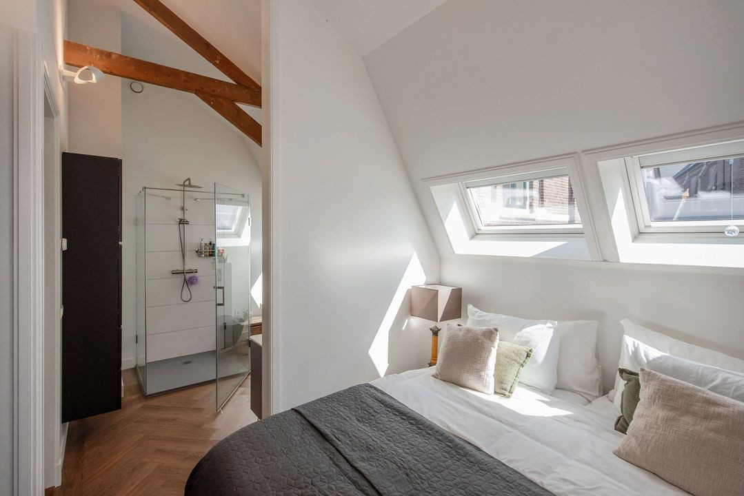 Twee-onder-één-kap te koop: Sluiskant 27, Leidschendam