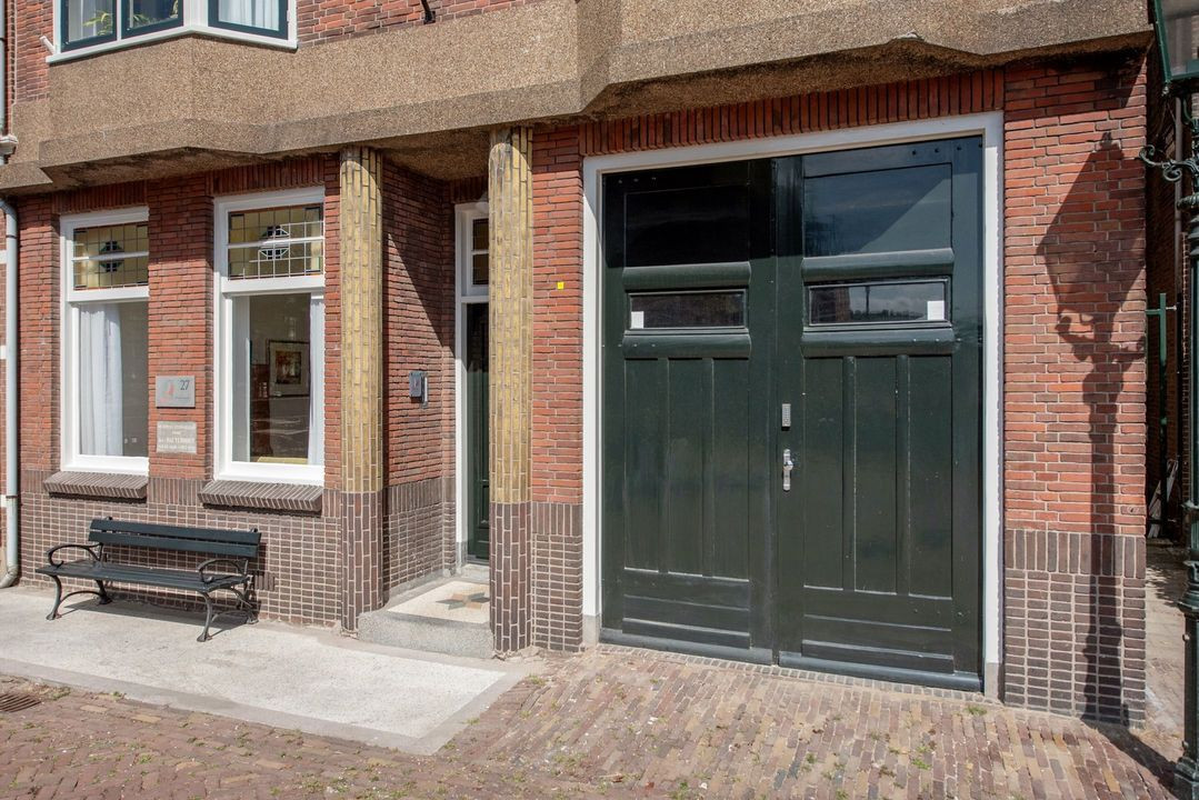 Twee-onder-één-kap te koop: Sluiskant 27, Leidschendam