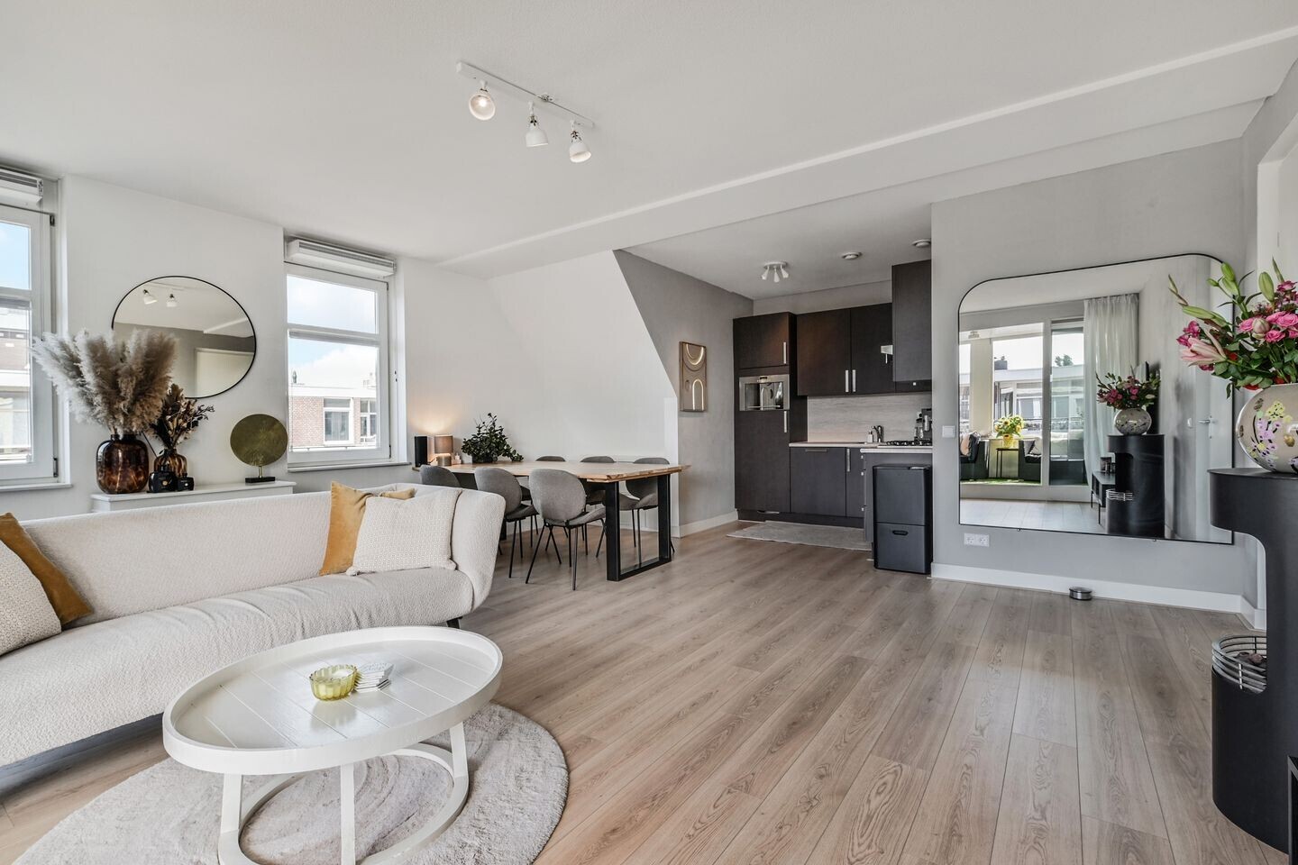 Appartement te koop: Damplein 82, Leidschendam
