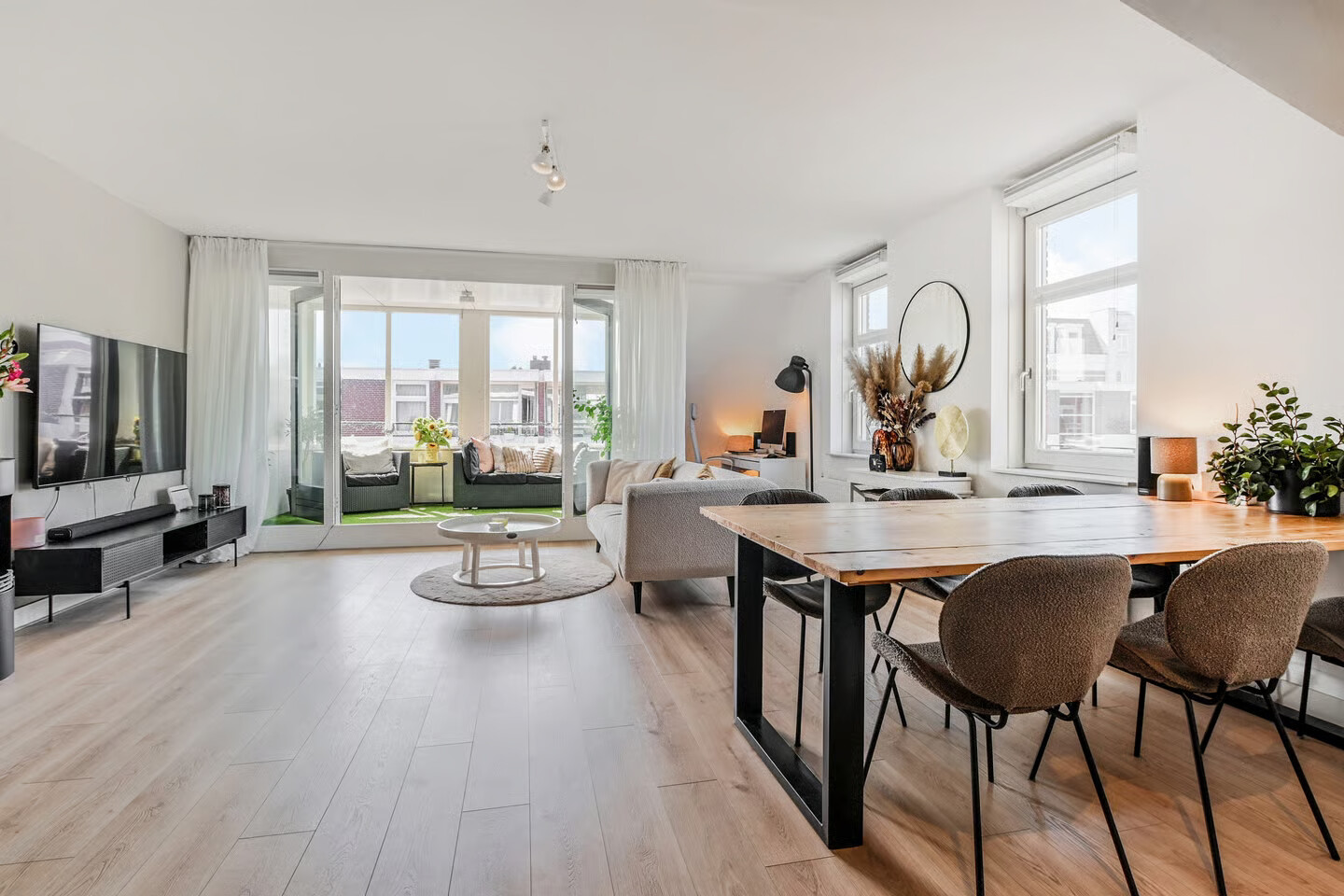 Appartement te koop: Damplein 82, Leidschendam