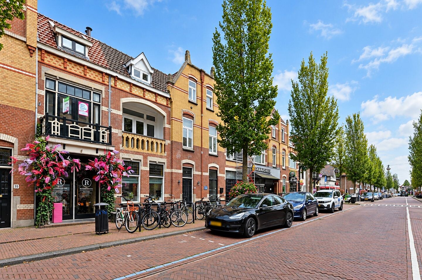 Tussenwoning te koop: Damlaan 37, Leidschendam