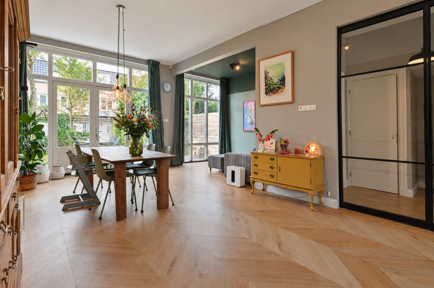 Tussenwoning te koop: Damlaan 37, Leidschendam
