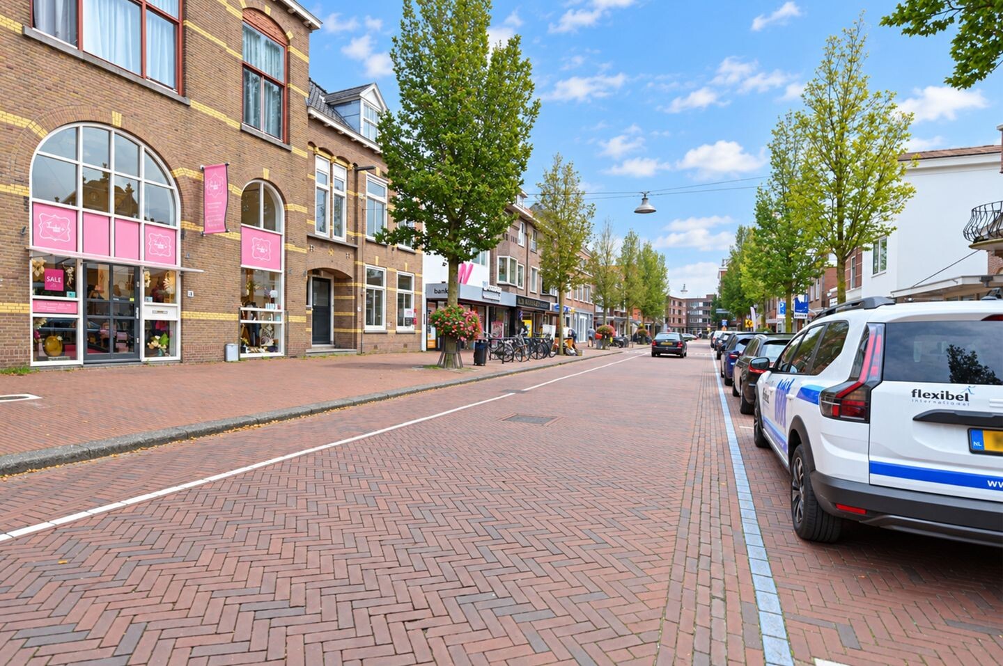 Tussenwoning te koop: Damlaan 37, Leidschendam