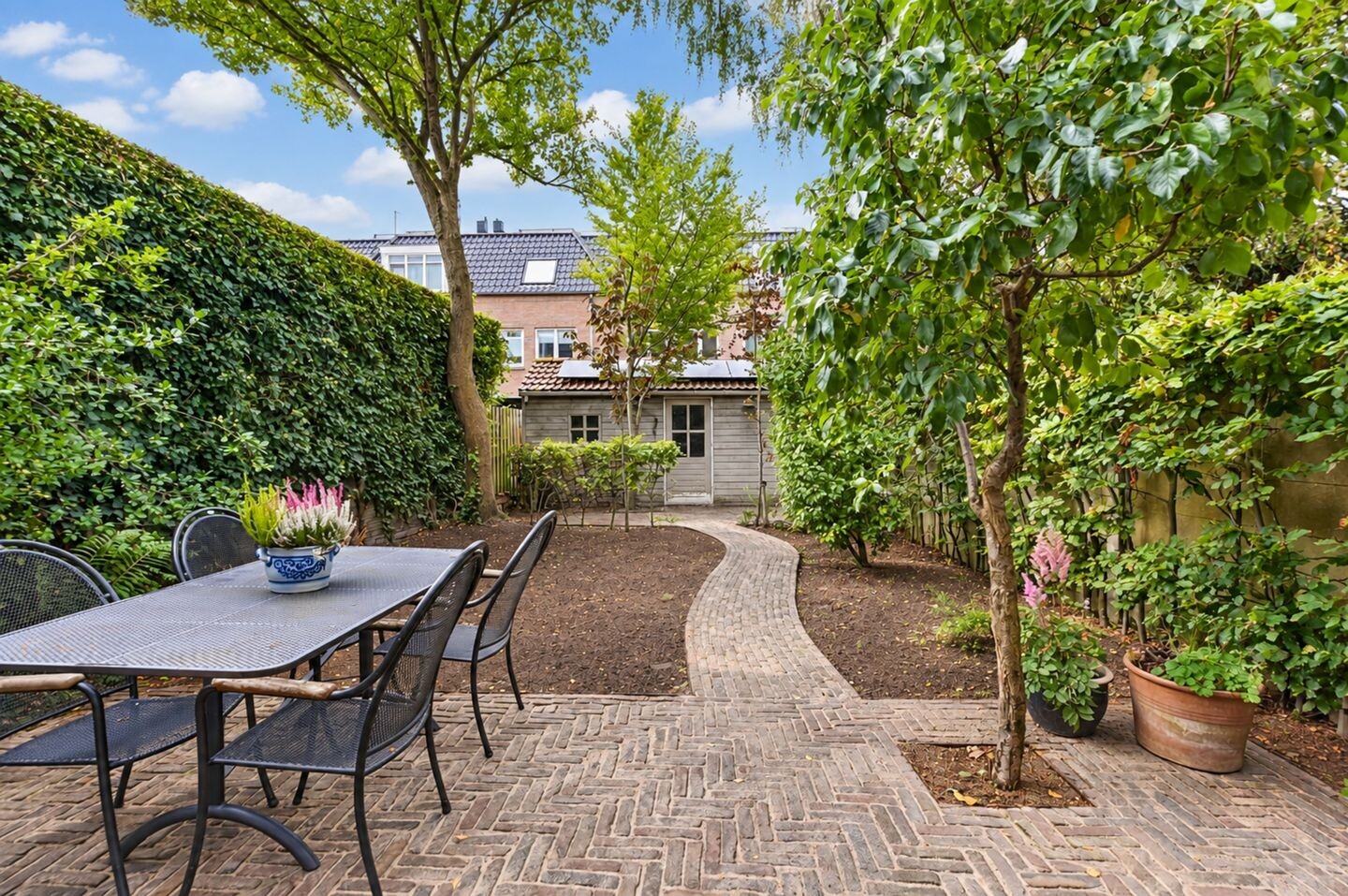 Tussenwoning te koop: Damlaan 37, Leidschendam