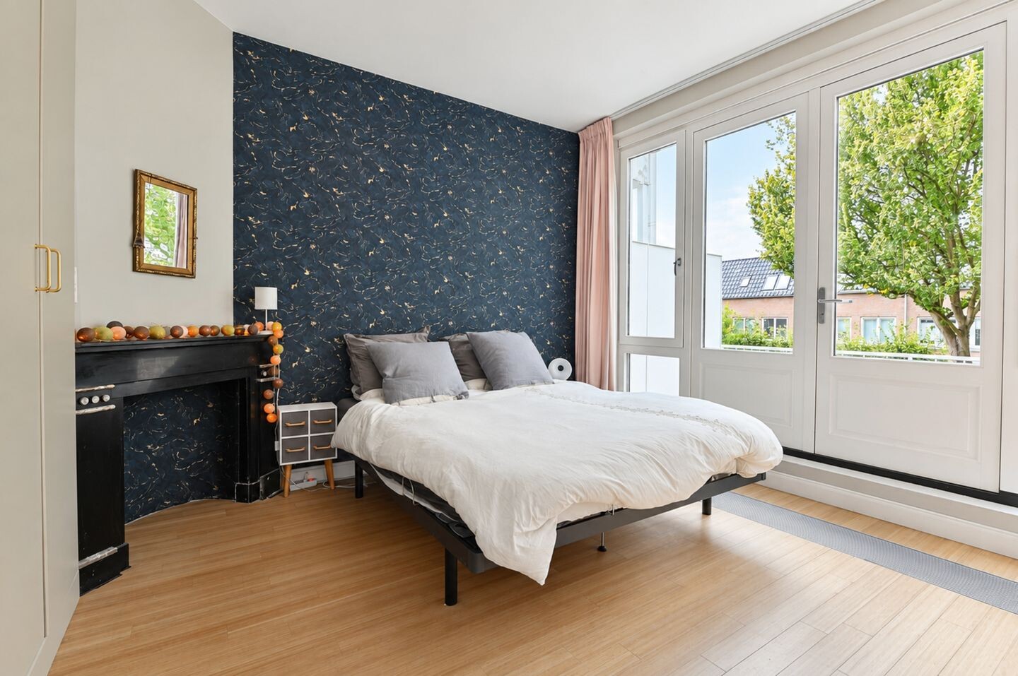 Tussenwoning te koop: Damlaan 37, Leidschendam