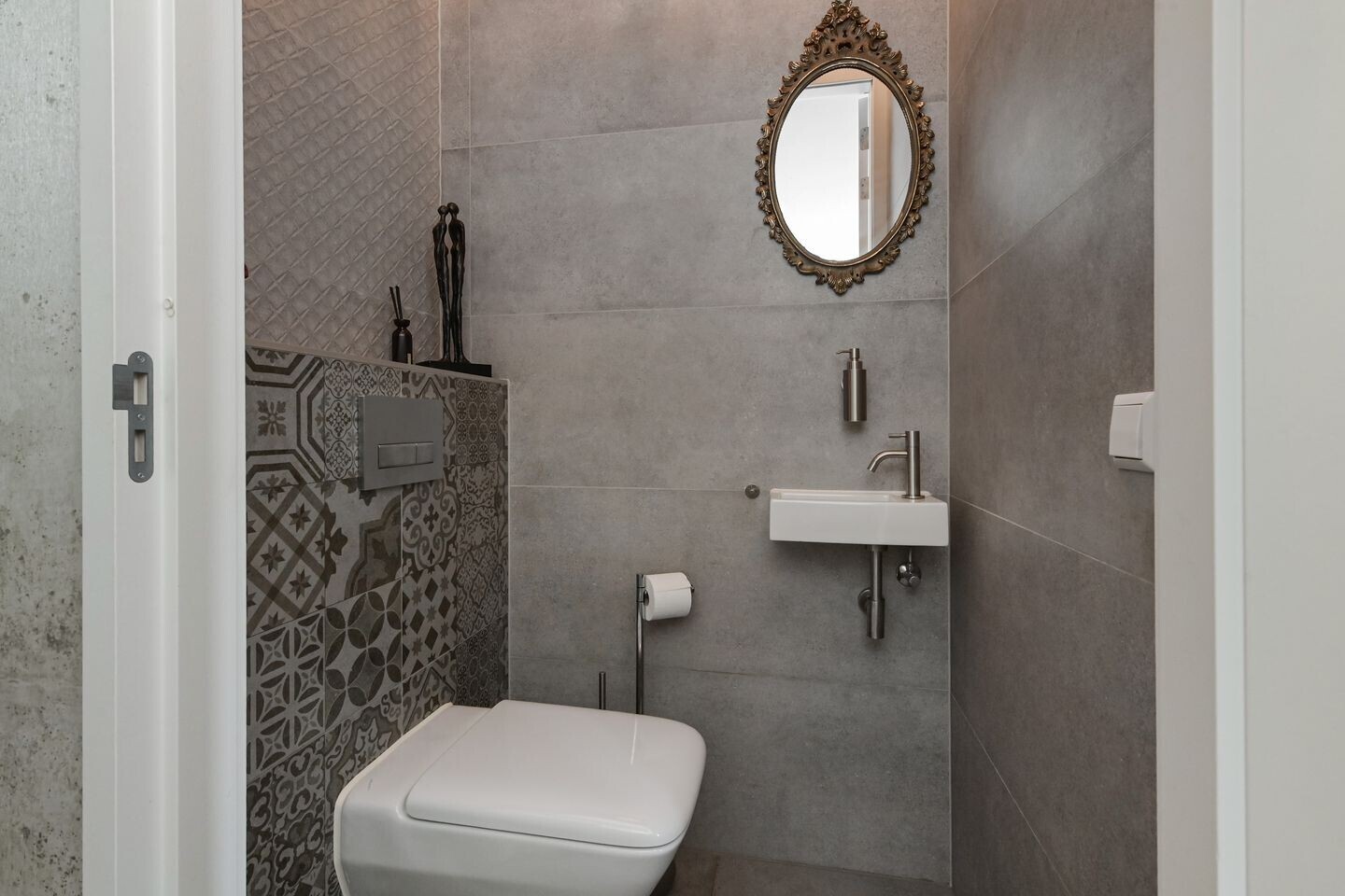 Appartement te koop: Van Ravesteijnkade 25, Leidschendam