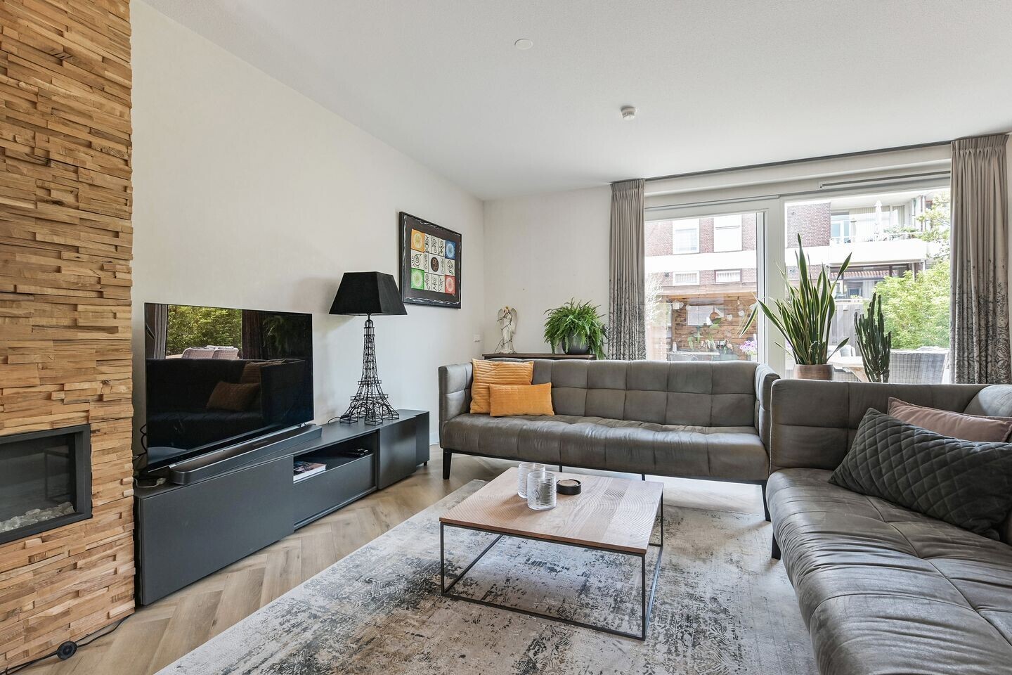 Appartement te koop: Van Ravesteijnkade 25, Leidschendam