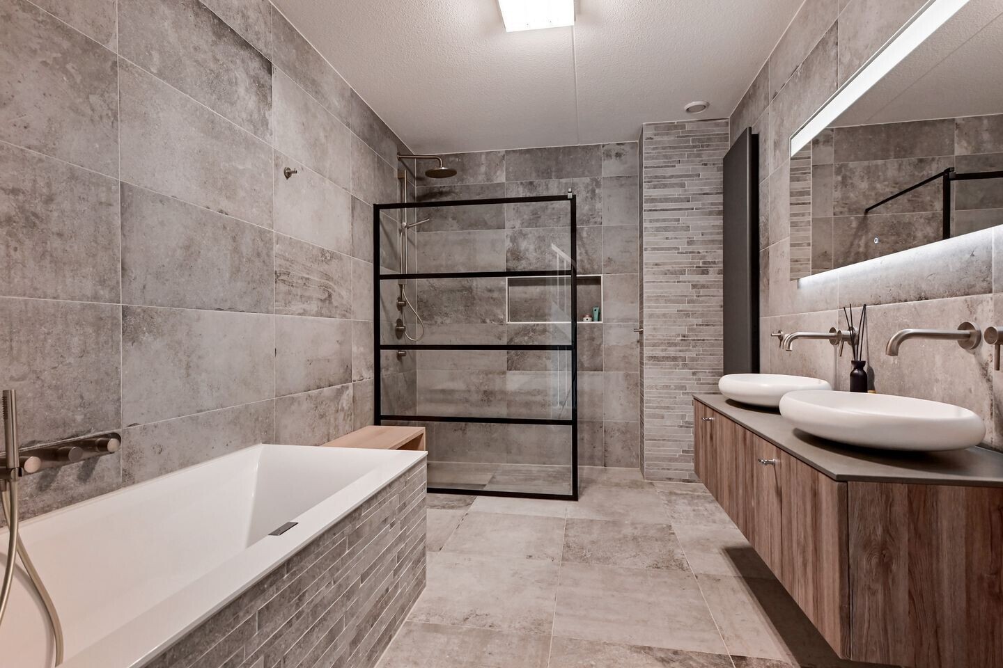Appartement te koop: Van Ravesteijnkade 25, Leidschendam