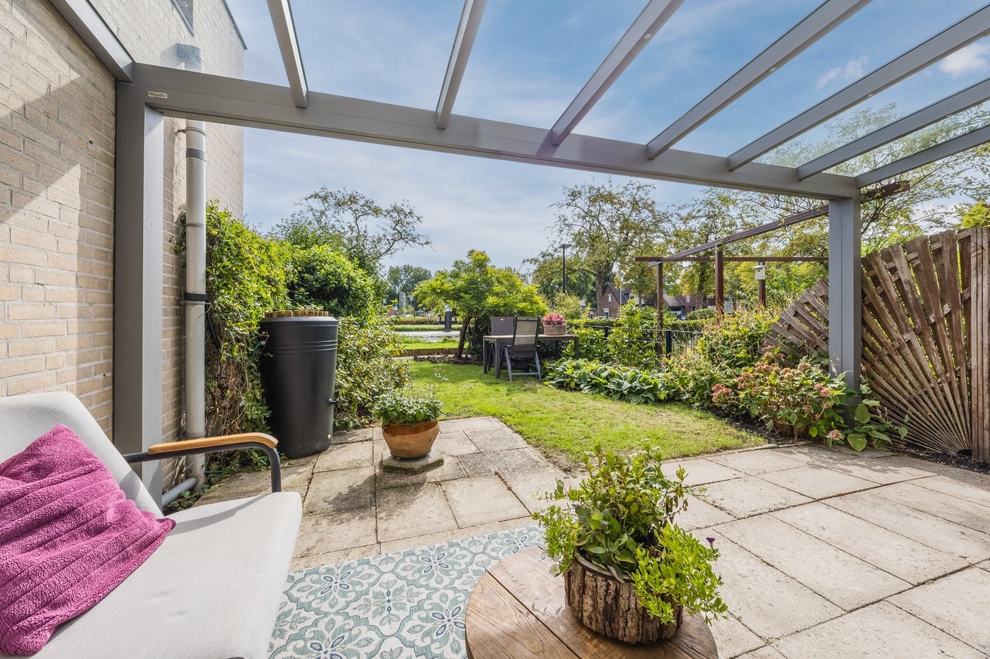 Tussenwoning te koop: Dokter Perquinstraat 40, Leidschendam