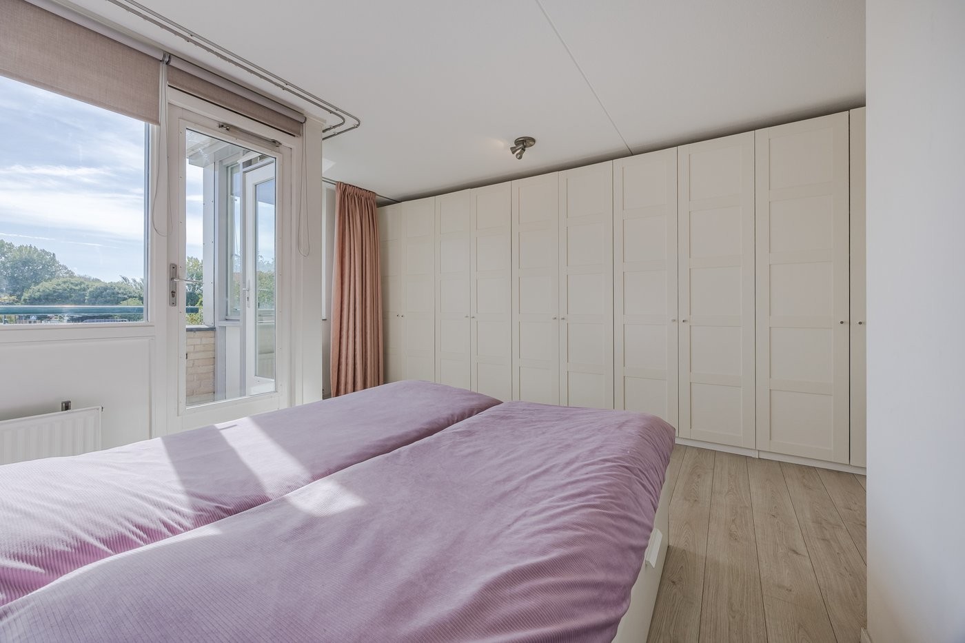 Tussenwoning te koop: Dokter Perquinstraat 40, Leidschendam