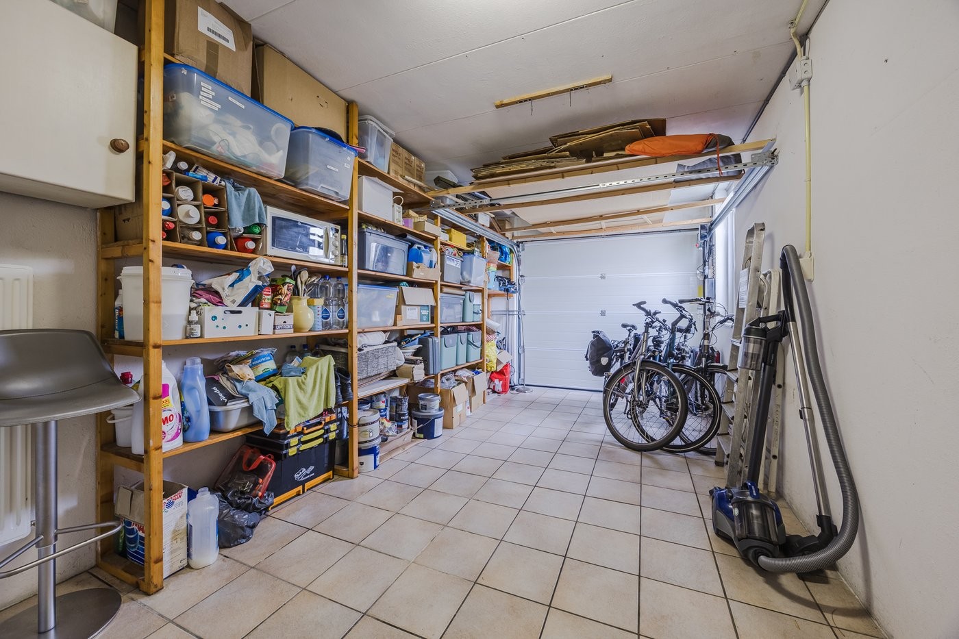 Tussenwoning te koop: Dokter Perquinstraat 40, Leidschendam