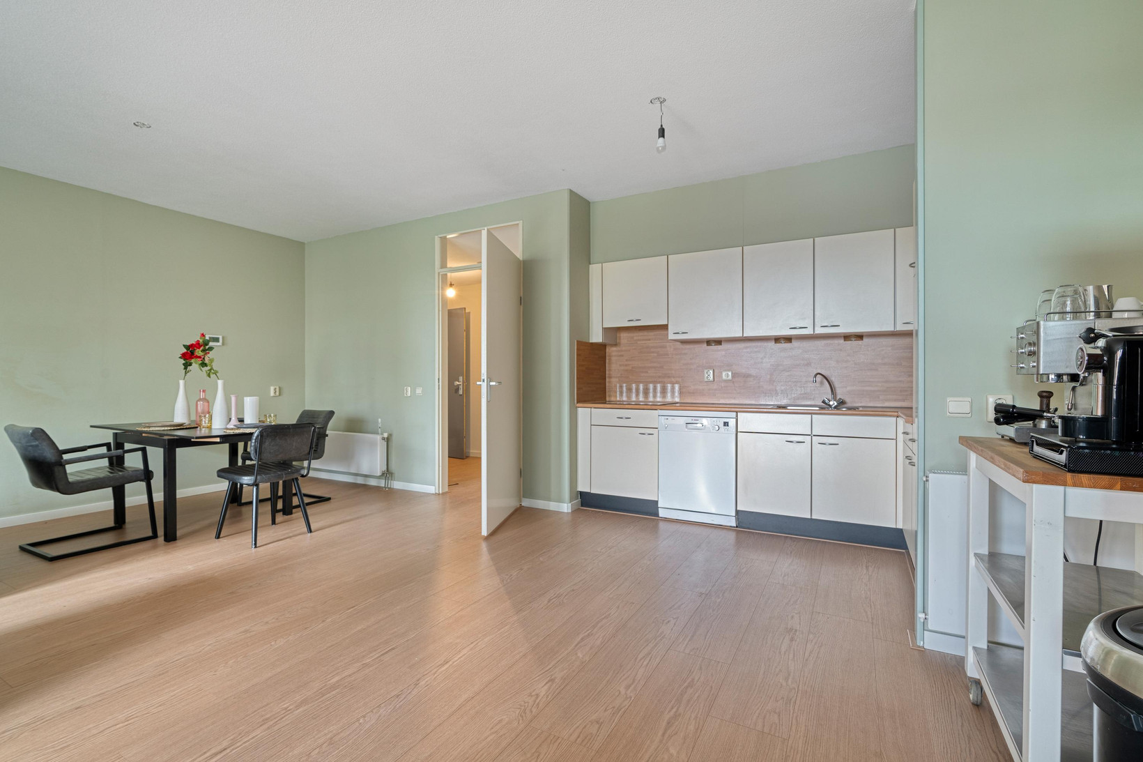 Appartement te koop: Dokter Van Ledestraat 25, Leidschendam