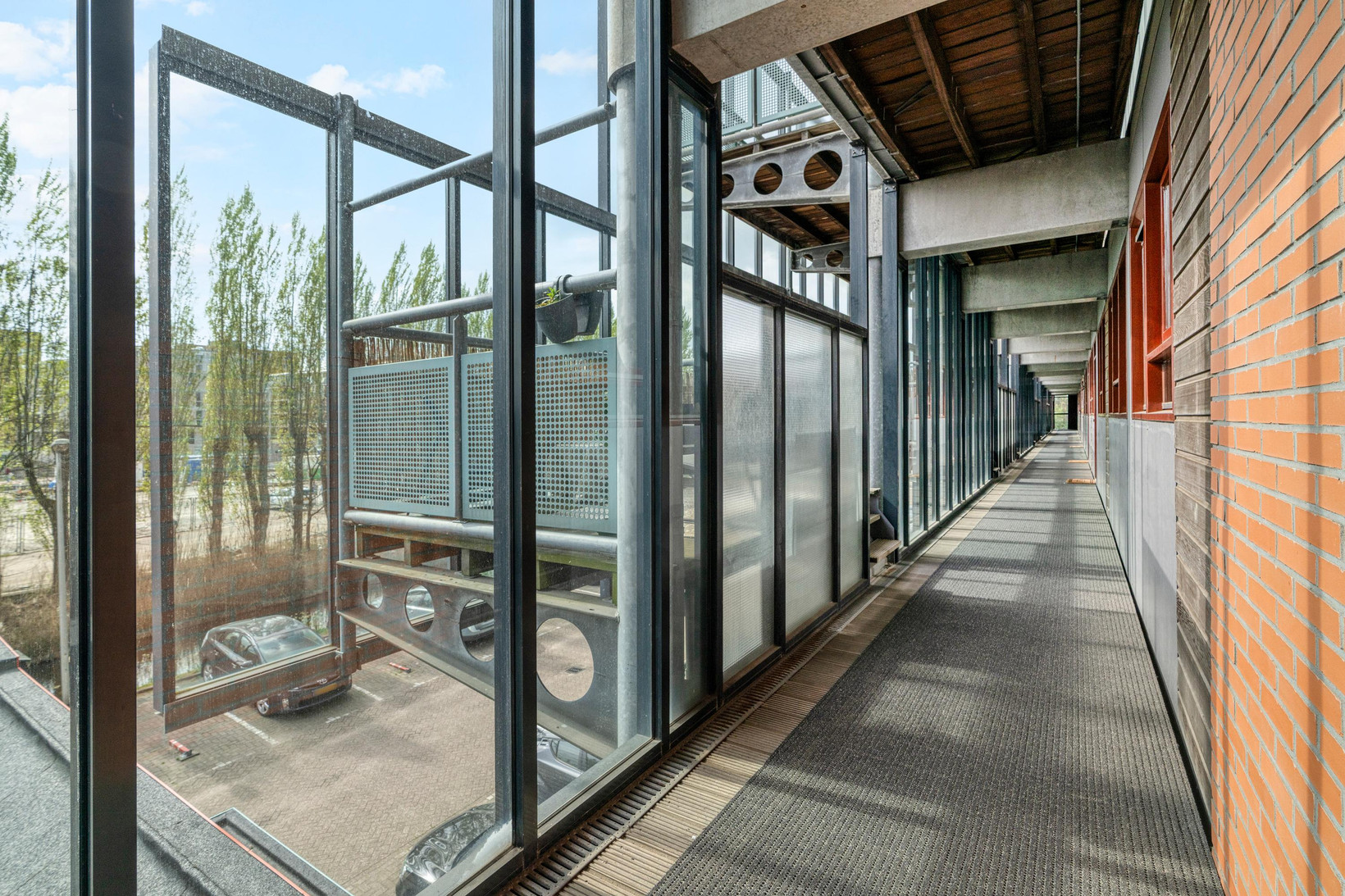 Appartement te koop: Dokter Van Ledestraat 25, Leidschendam