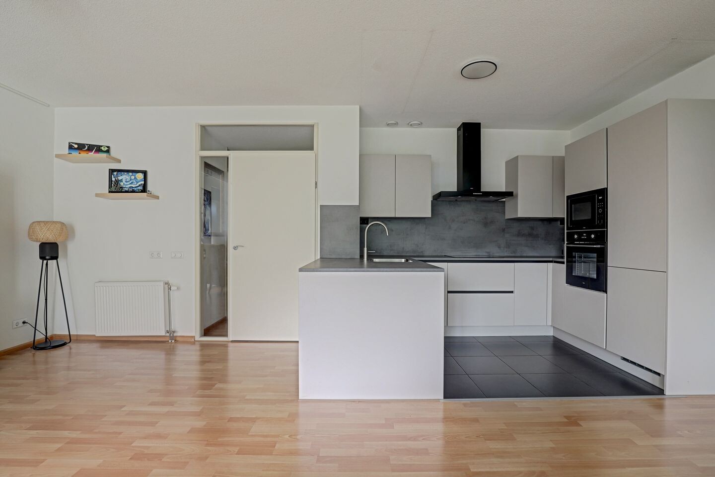 Appartement te koop: Dokter Van Ledestraat 45, Leidschendam