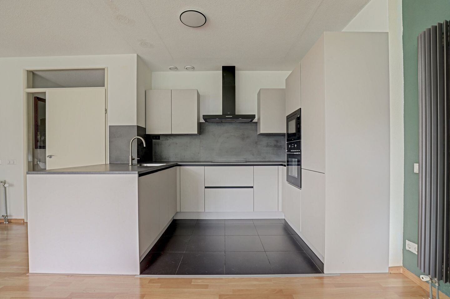 Appartement te koop: Dokter Van Ledestraat 45, Leidschendam