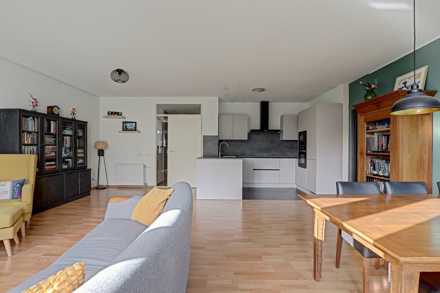 Appartement te koop: Dokter Van Ledestraat 45, Leidschendam