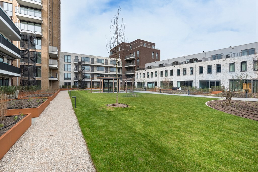 Tussenwoning te huur: Schoorlaan 4, Leidschendam