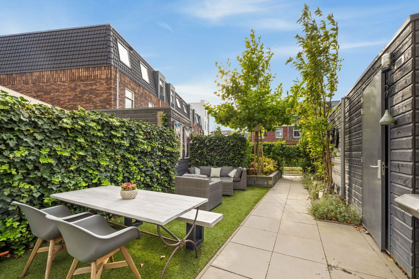Tussenwoning te koop: Zaagmolenstraat 63, Leidschendam