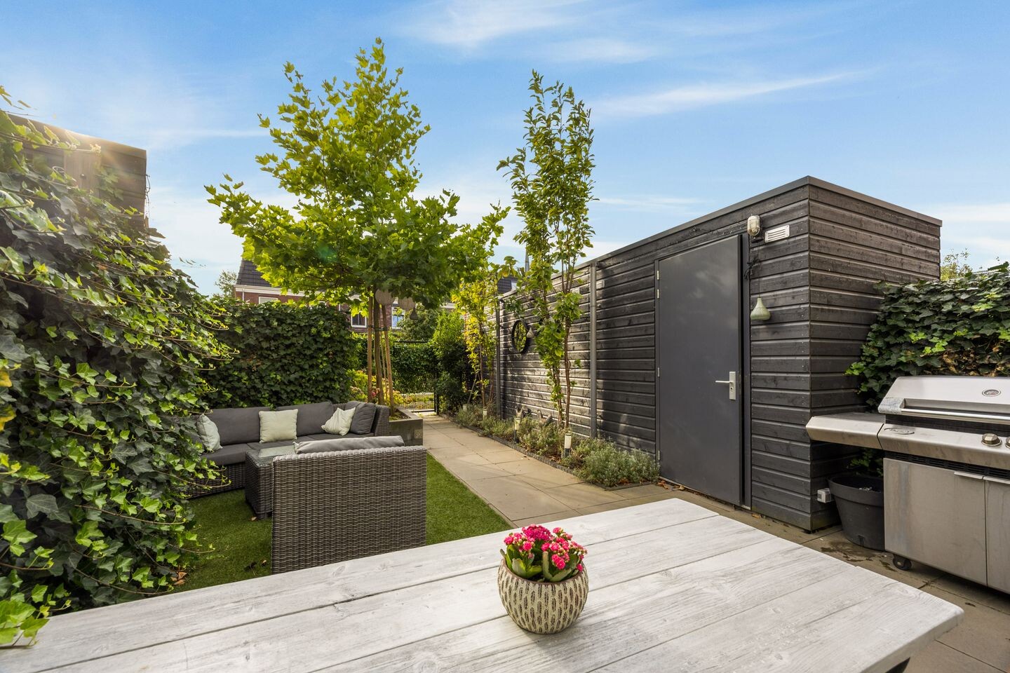 Tussenwoning te koop: Zaagmolenstraat 63, Leidschendam