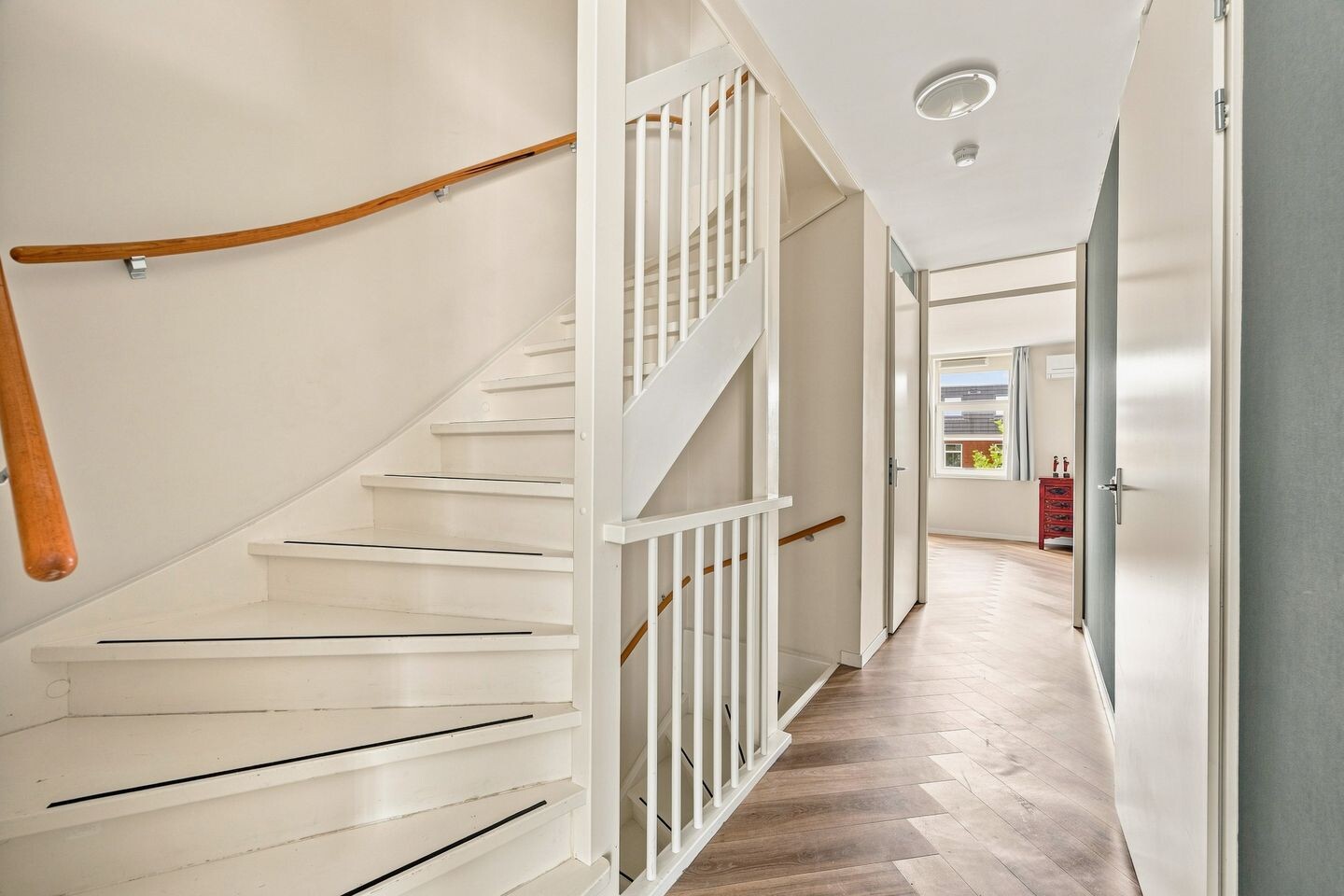 Tussenwoning te koop: Zaagmolenstraat 63, Leidschendam
