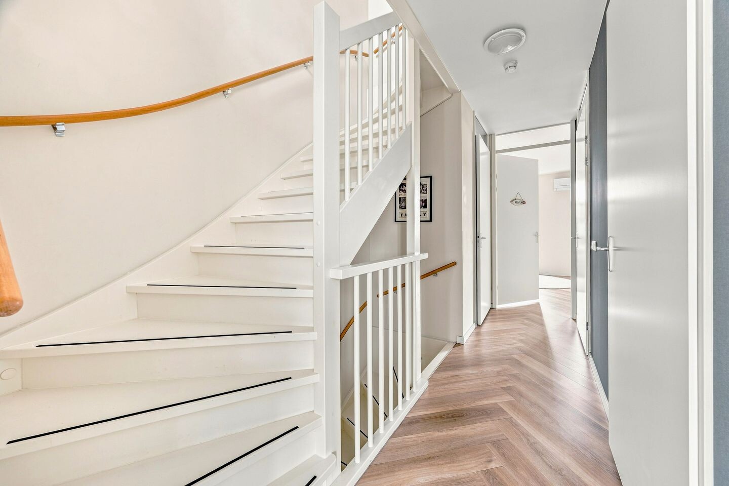 Tussenwoning te koop: Zaagmolenstraat 63, Leidschendam