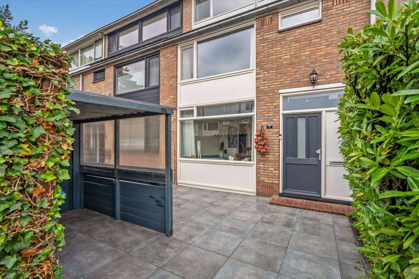 Tussenwoning te koop: Cortenaerstraat 4, Leidschendam