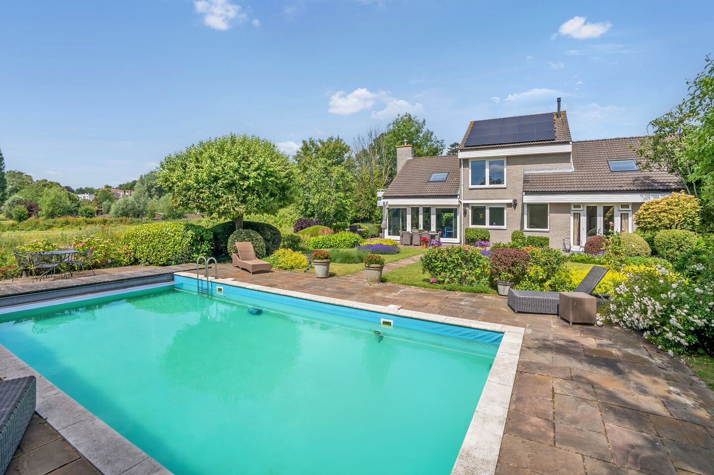 Vrijstaande woning te koop: Virulylaan 2G, Leidschendam