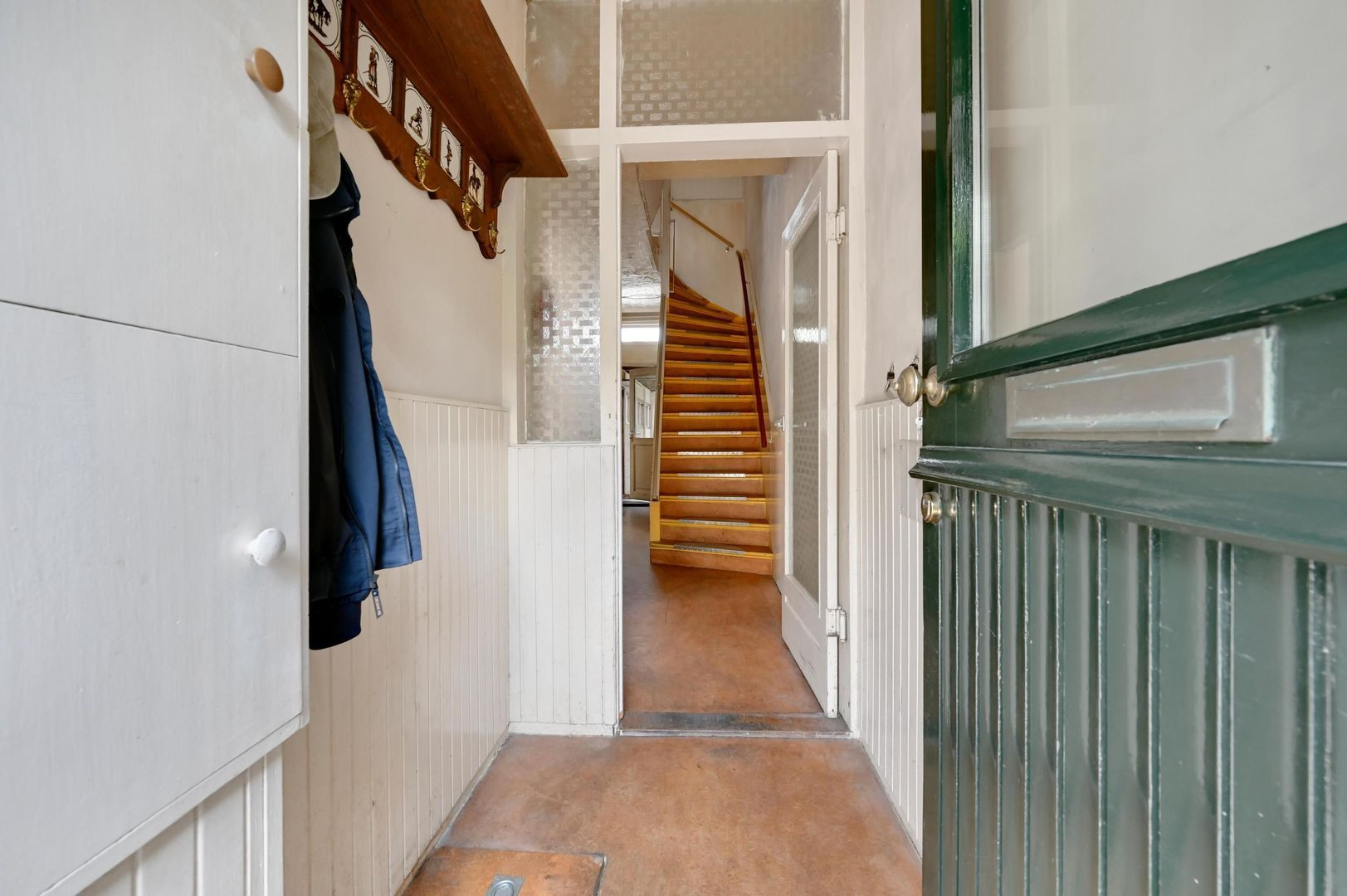 Tussenwoning te koop: Laan van Sevenstar 10, Voorburg