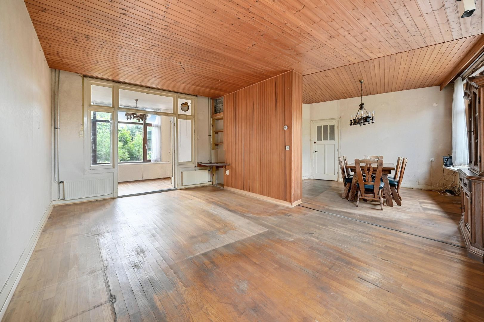 Tussenwoning te koop: Laan van Sevenstar 10, Voorburg