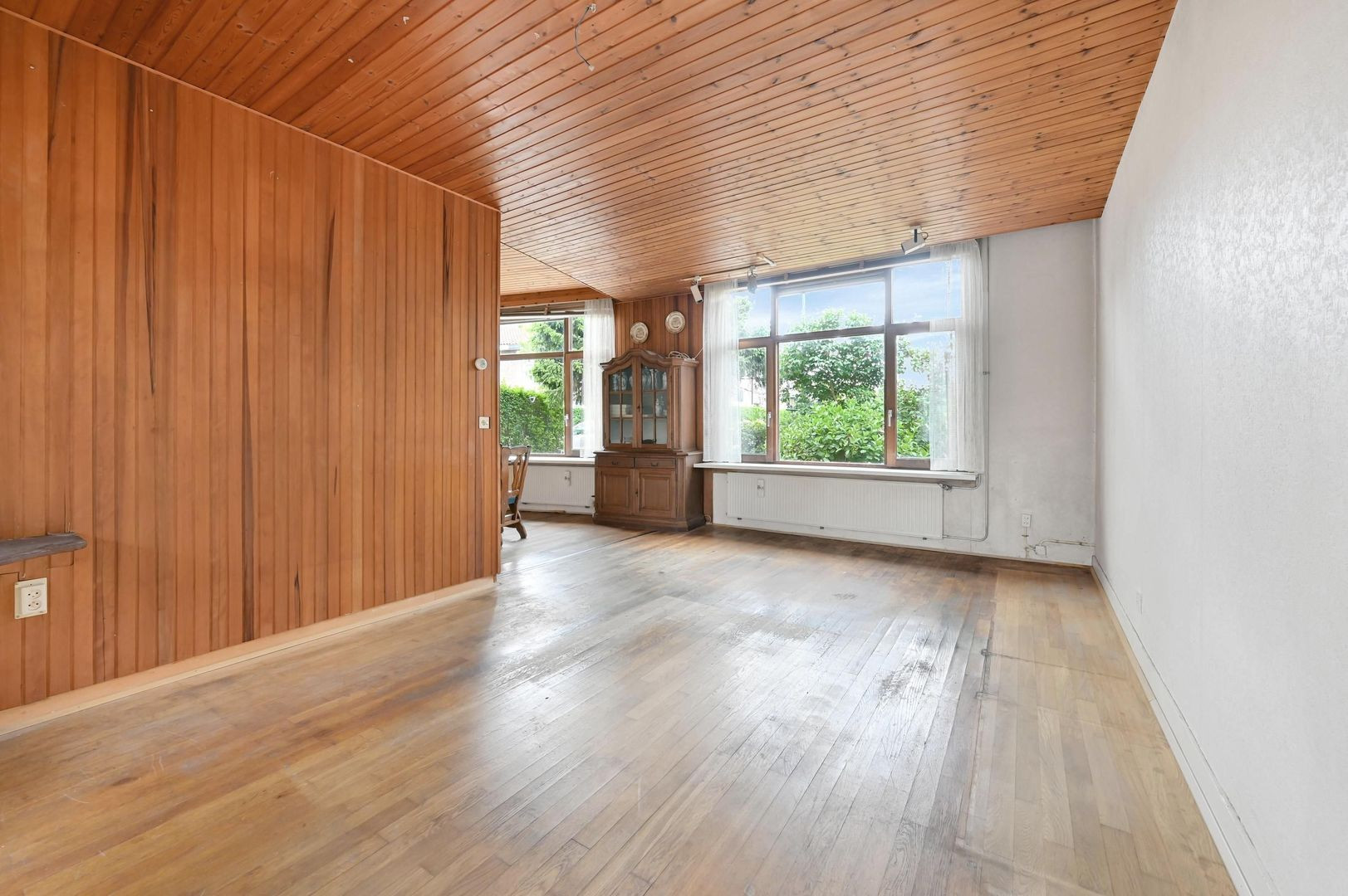 Tussenwoning te koop: Laan van Sevenstar 10, Voorburg
