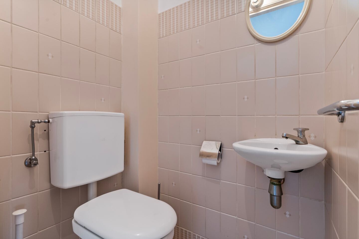 Tussenwoning te koop: Laan van Sevenstar 6, Voorburg
