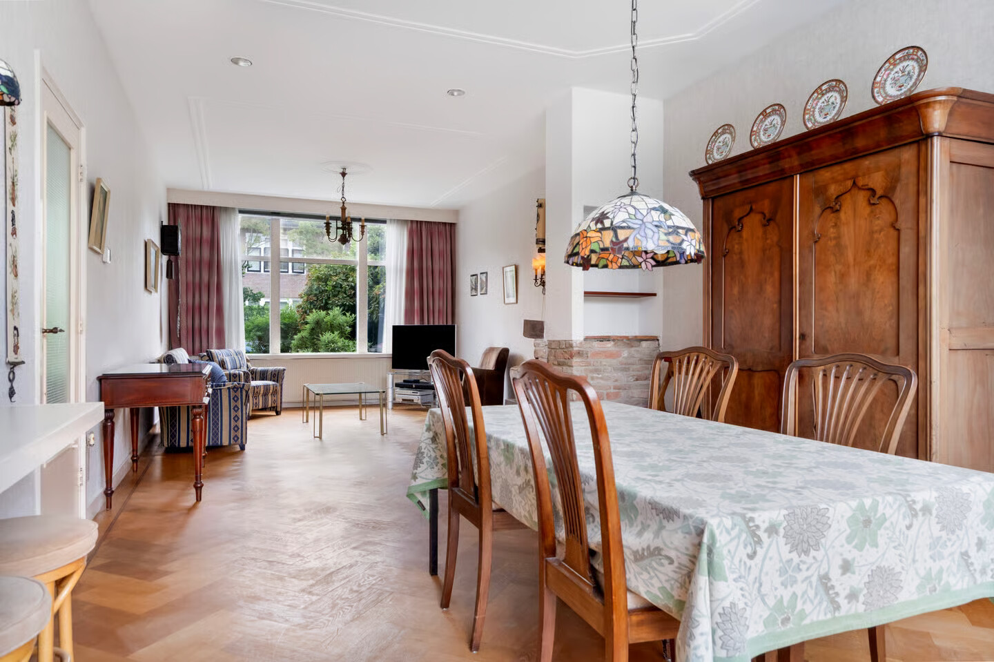 Tussenwoning te koop: Laan van Sevenstar 6, Voorburg