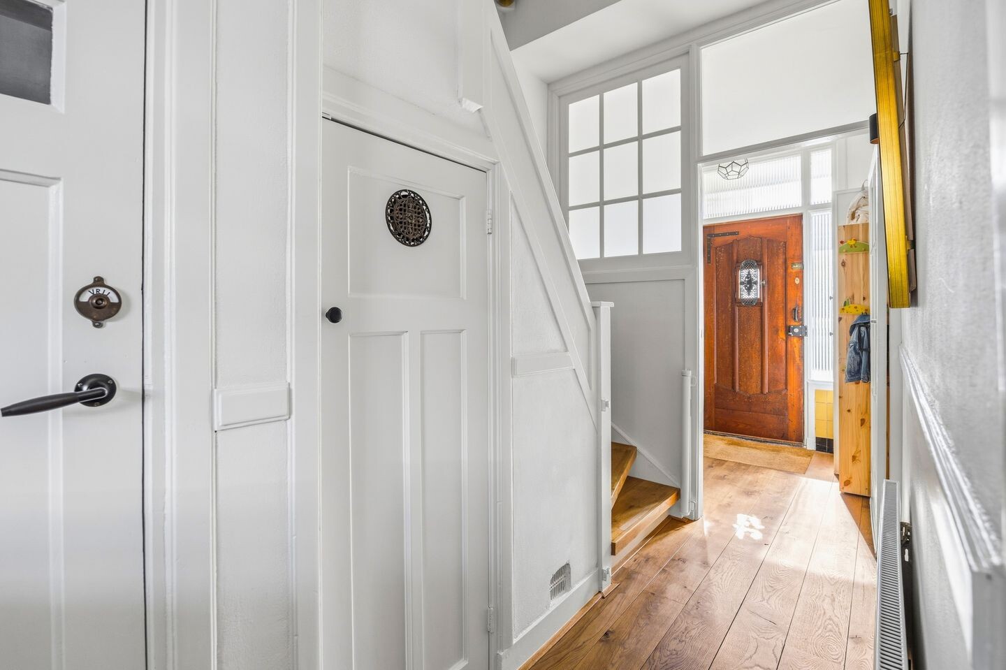 Tussenwoning te koop: Oosterloostraat 17, Voorburg