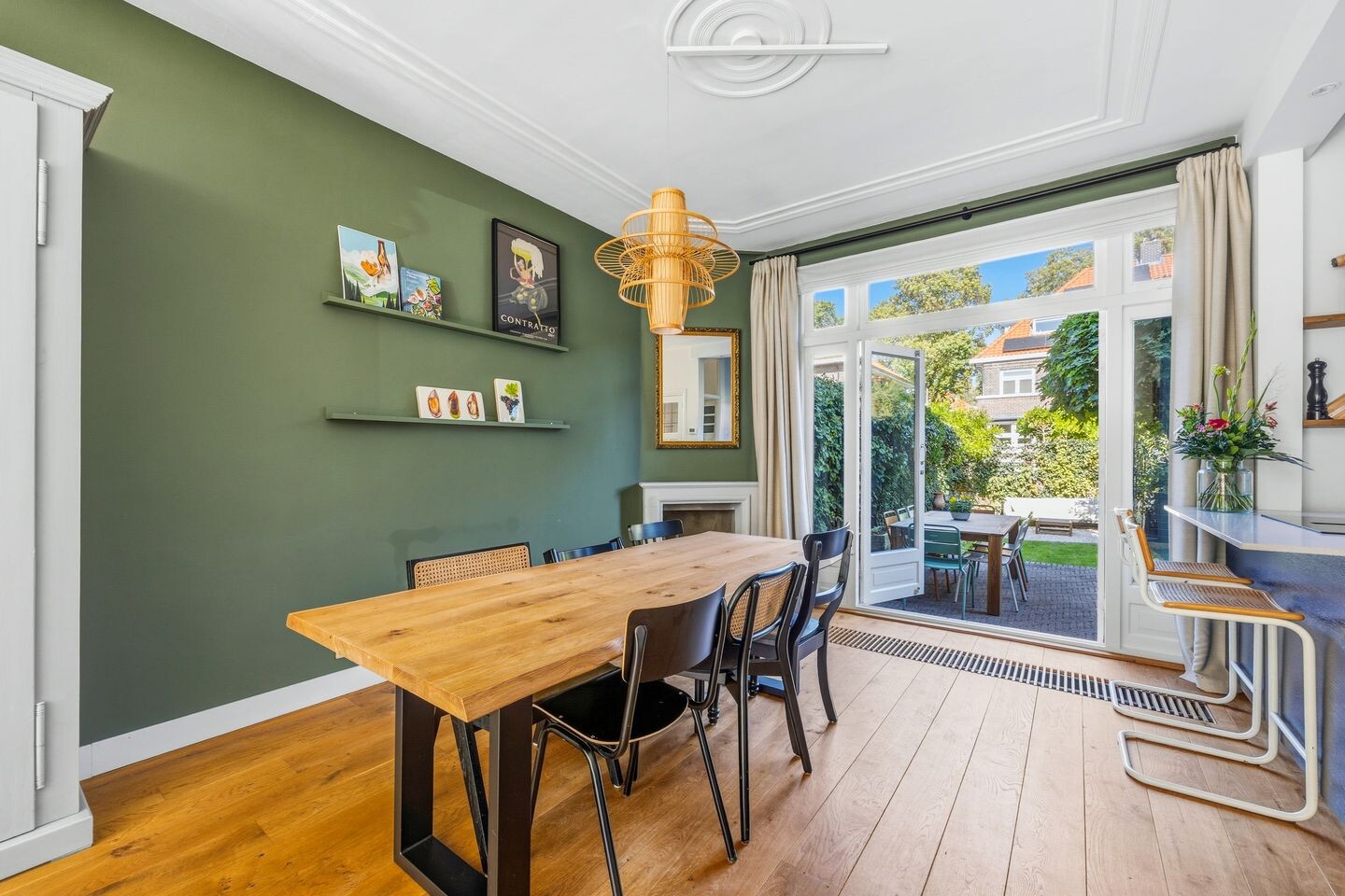 Tussenwoning te koop: Oosterloostraat 17, Voorburg