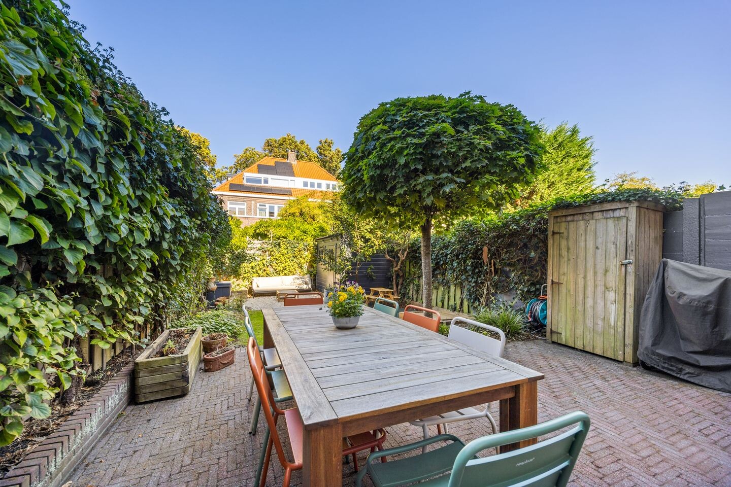 Tussenwoning te koop: Oosterloostraat 17, Voorburg