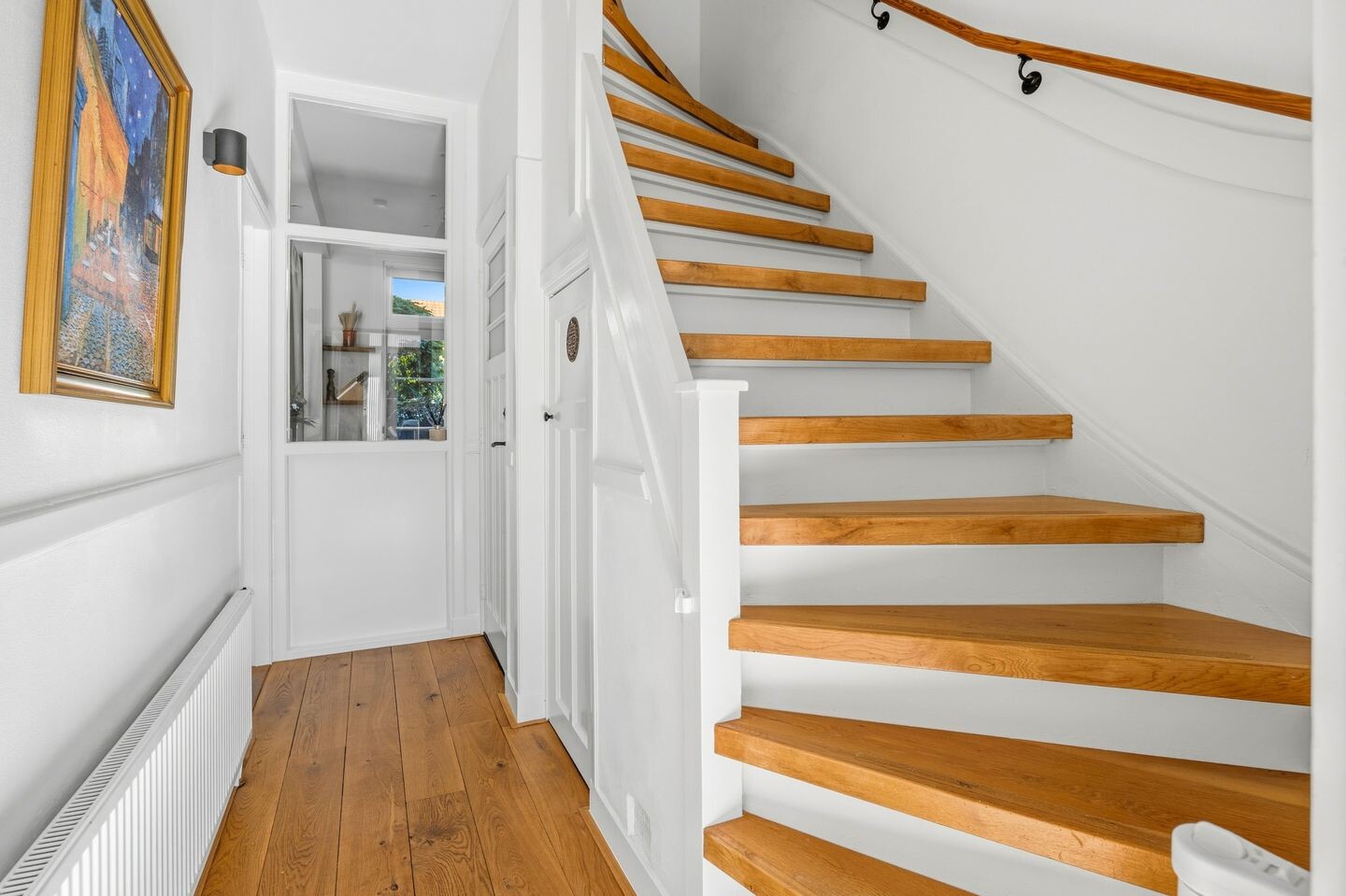 Tussenwoning te koop: Oosterloostraat 17, Voorburg