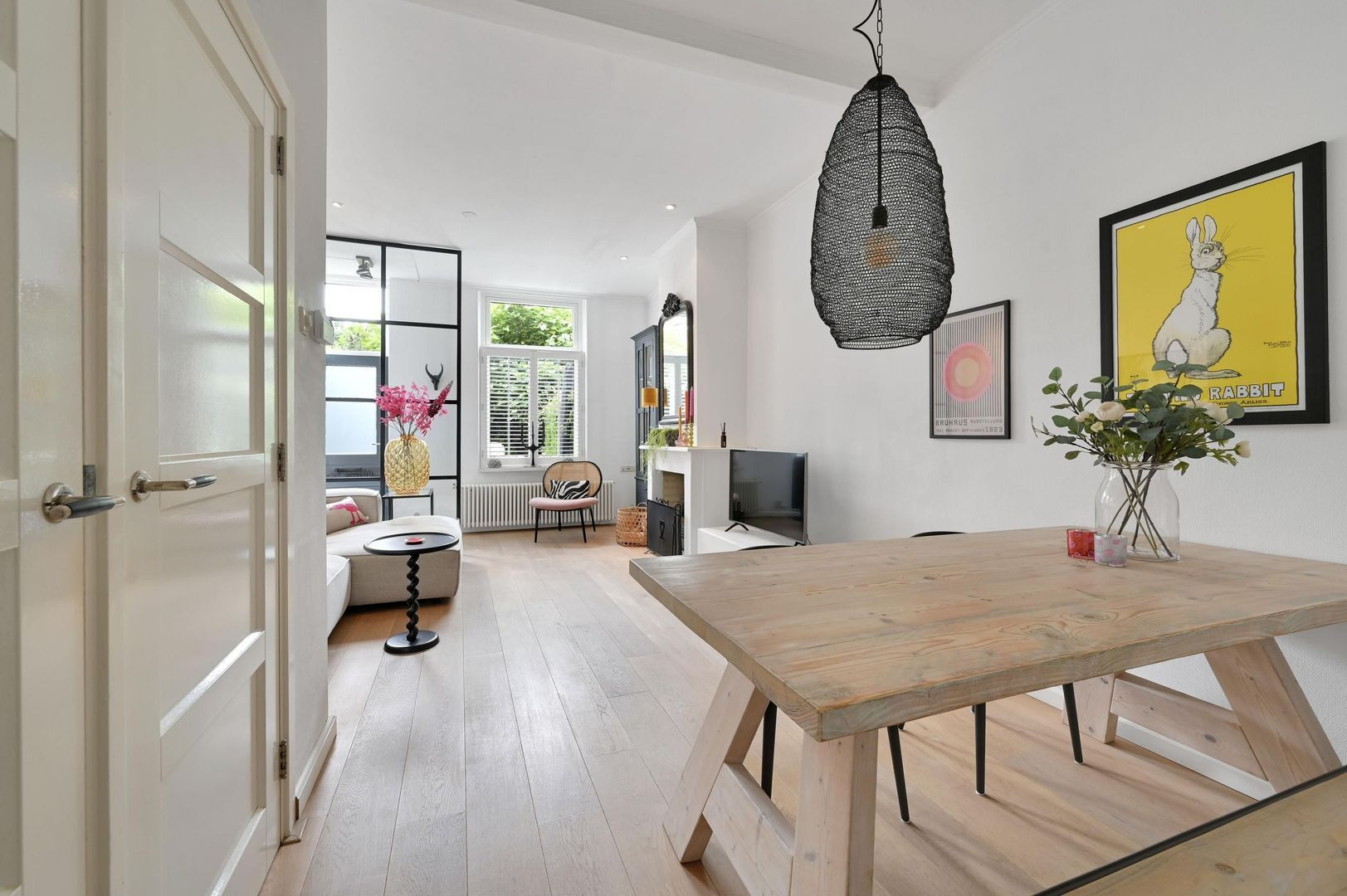 Tussenwoning te koop: Loolaan 11, Voorburg