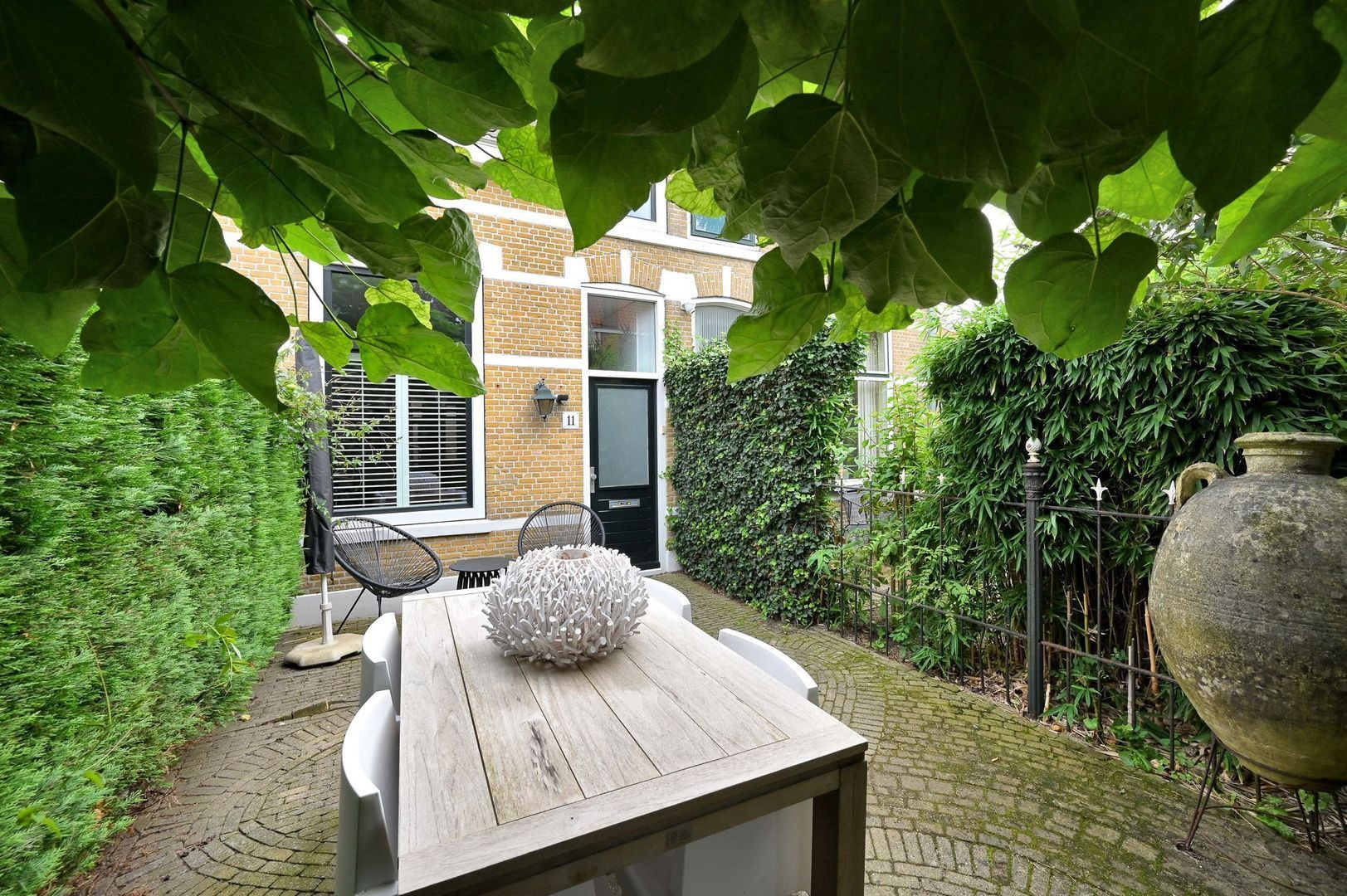 Tussenwoning te koop: Loolaan 11, Voorburg