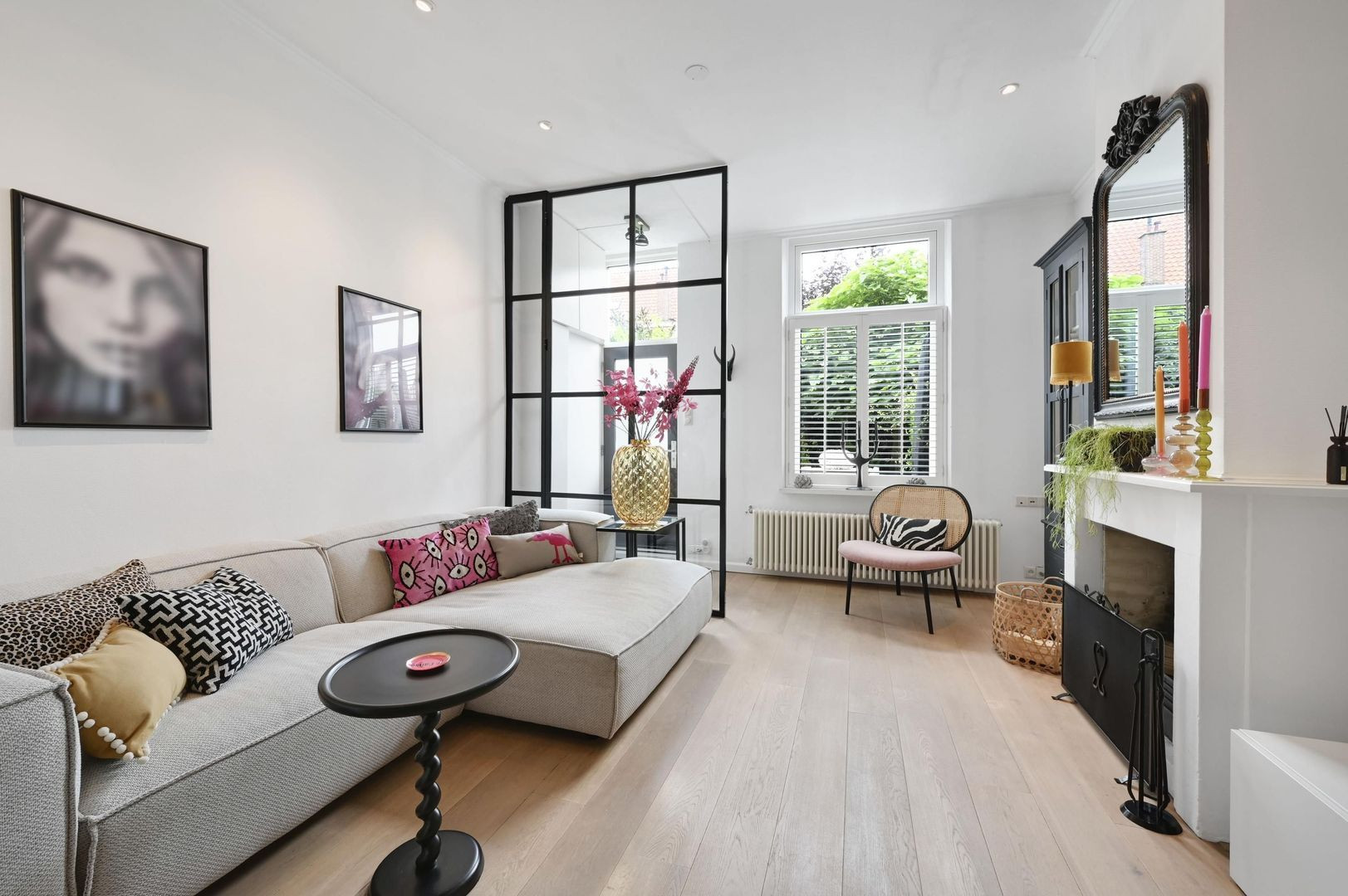 Tussenwoning te koop: Loolaan 11, Voorburg