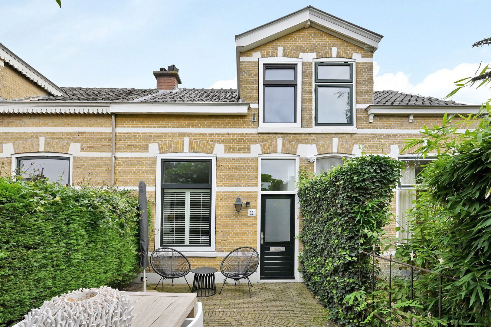 Tussenwoning te koop: Loolaan 11, Voorburg