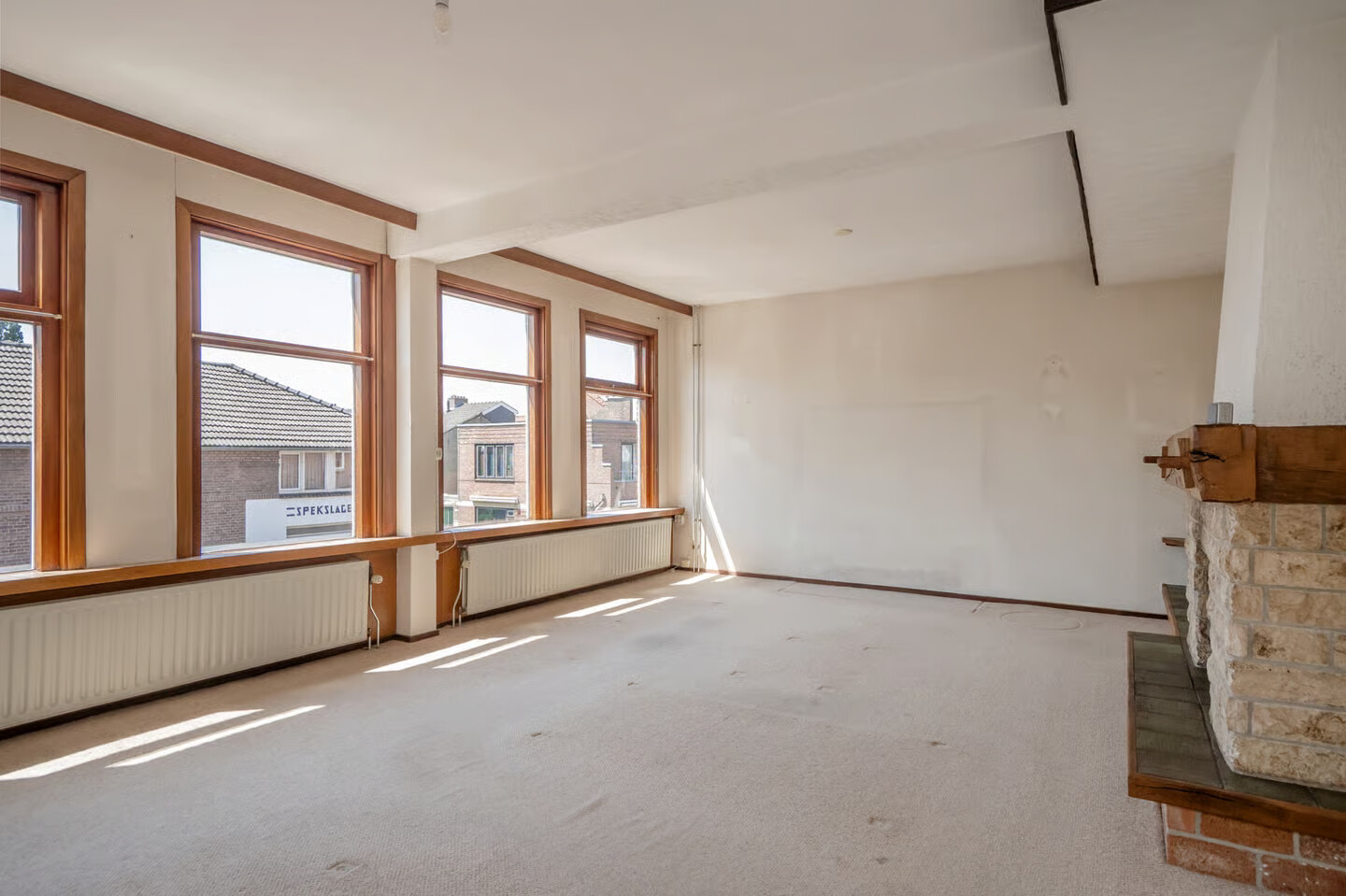 Twee-onder-één-kap te koop: Loolaan 21C, Voorburg