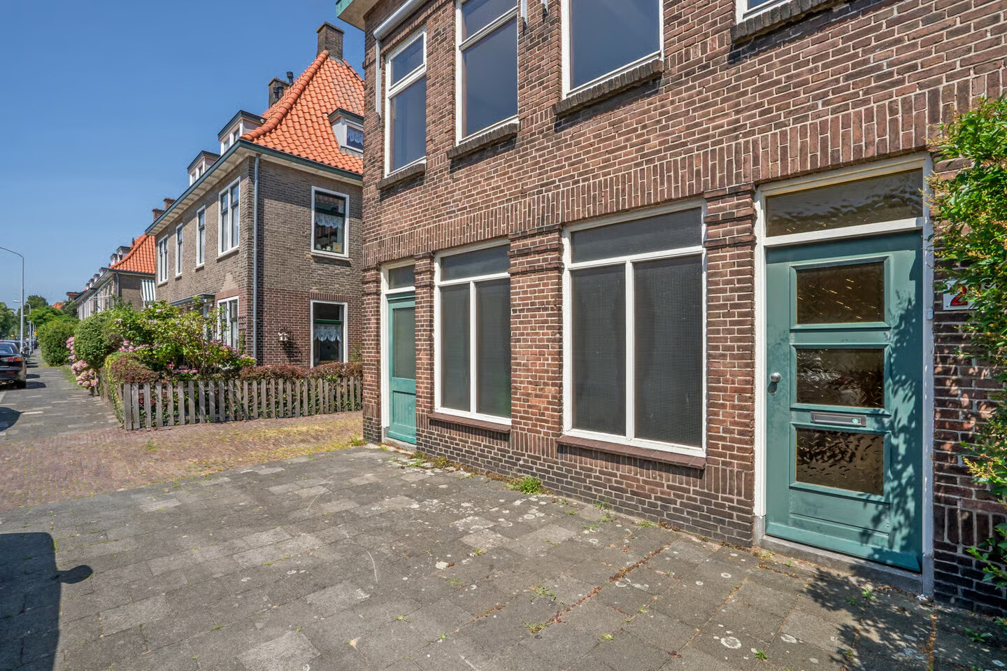 Twee-onder-één-kap te koop: Loolaan 21C, Voorburg