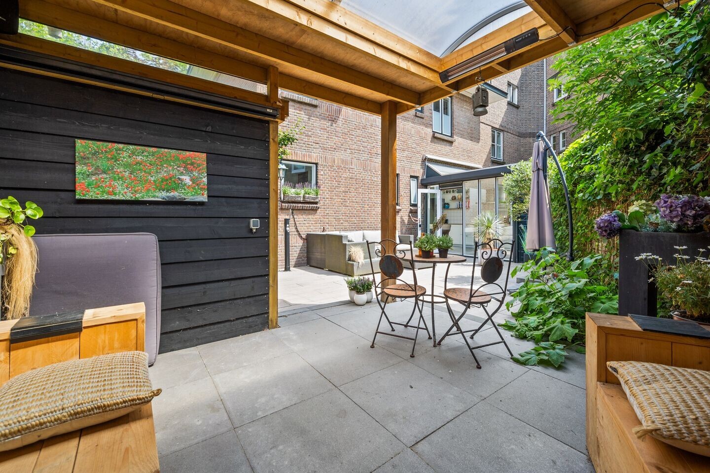 Tussenwoning te koop: Loolaan 96, Voorburg