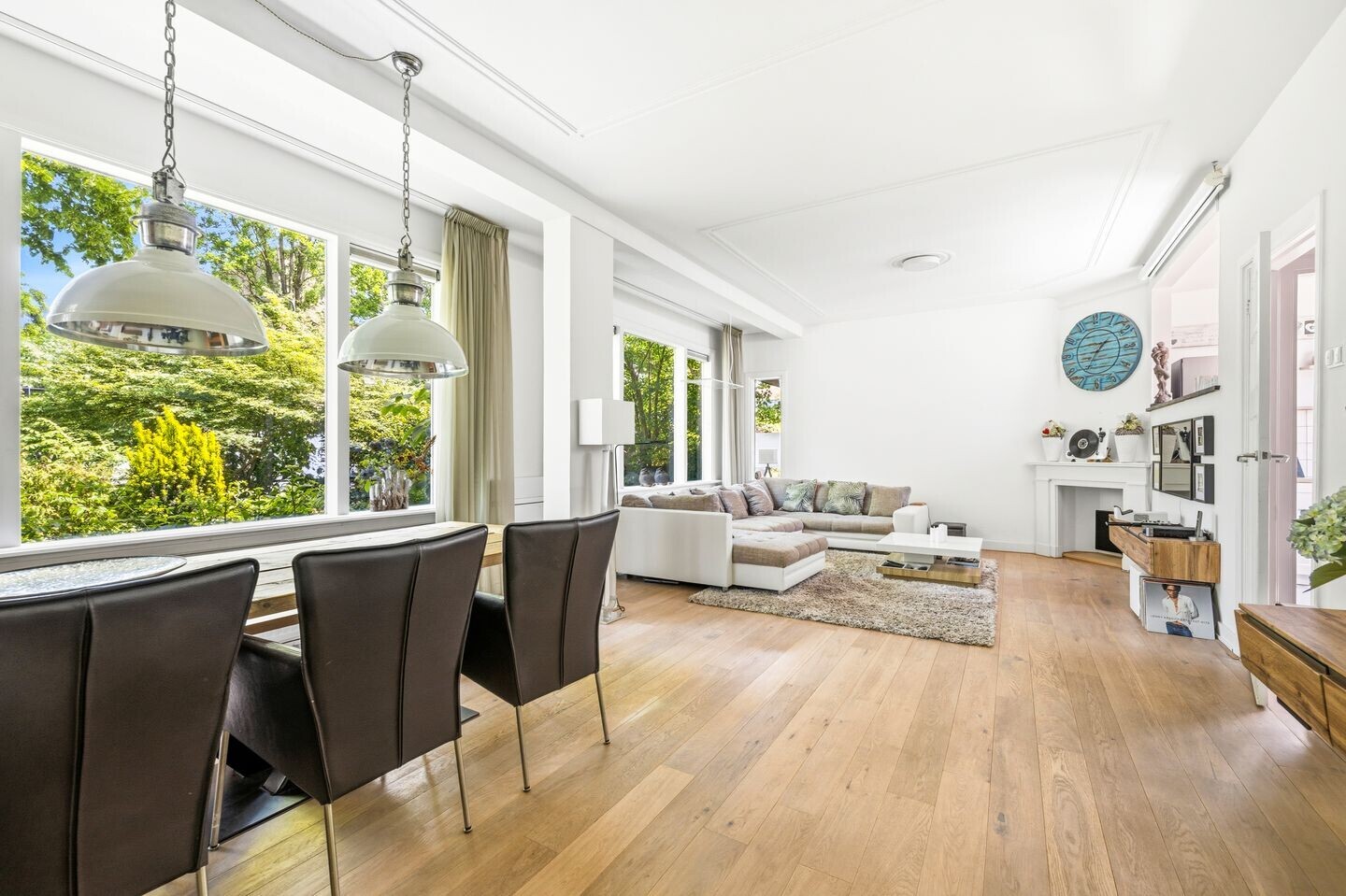 Tussenwoning te koop: Loolaan 96, Voorburg