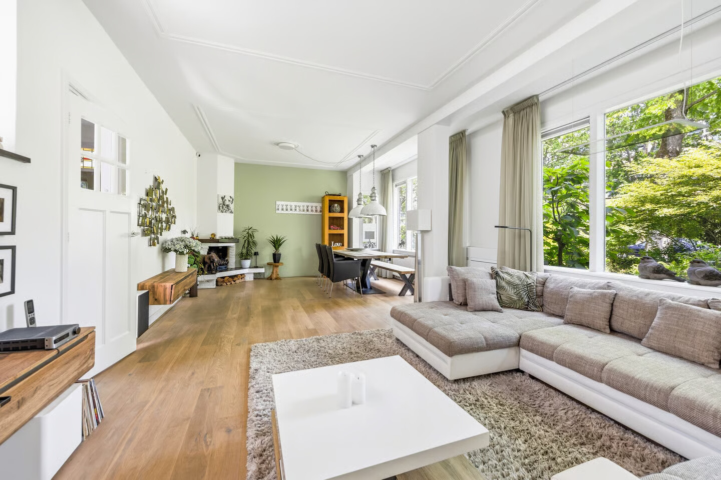 Tussenwoning te koop: Loolaan 96, Voorburg