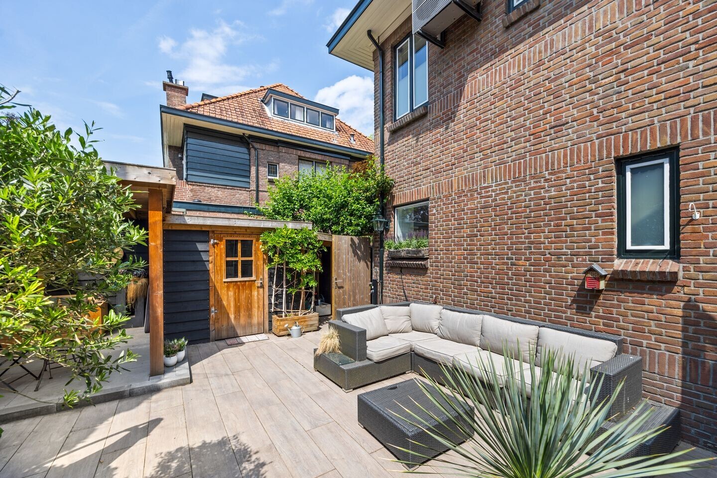 Tussenwoning te koop: Loolaan 96, Voorburg