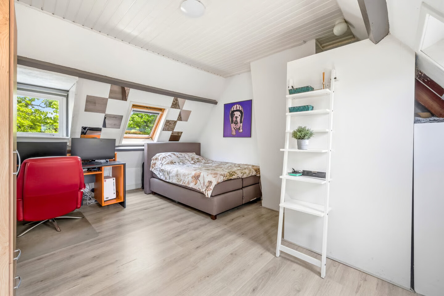 Tussenwoning te koop: Loolaan 96, Voorburg