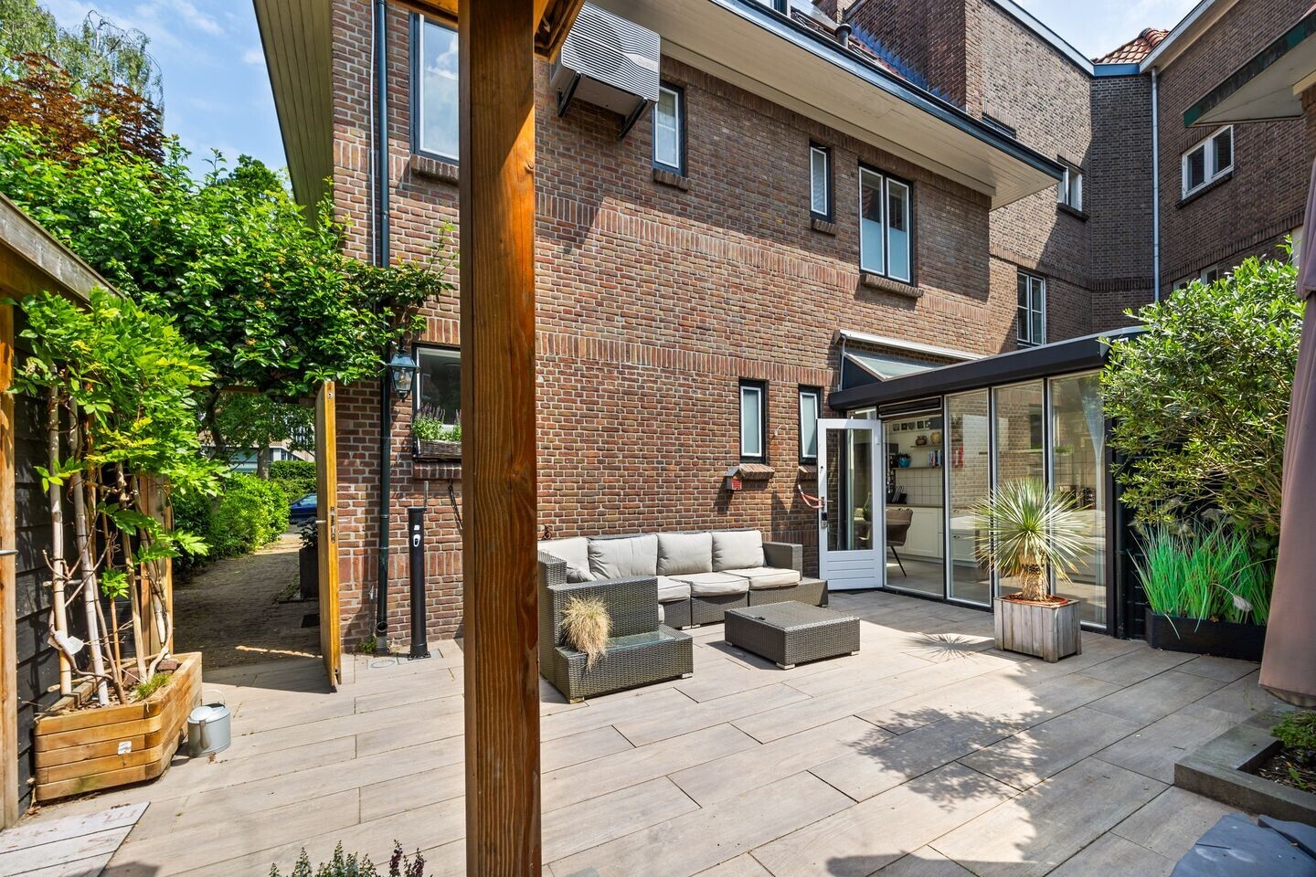 Tussenwoning te koop: Loolaan 96, Voorburg