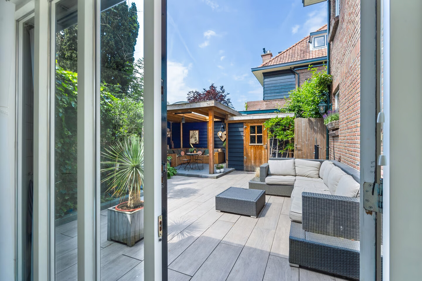 Tussenwoning te koop: Loolaan 96, Voorburg
