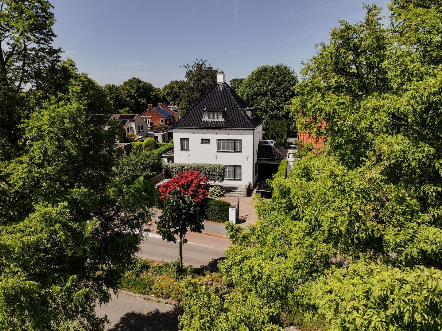 Twee-onder-één-kap te koop: Oosteinde 257, Voorburg